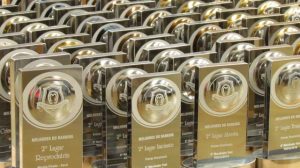 troféus e plcas personalizadas