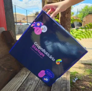 Caixa de papel personalizada Conheça 8 modelos de caixas personalizadas
